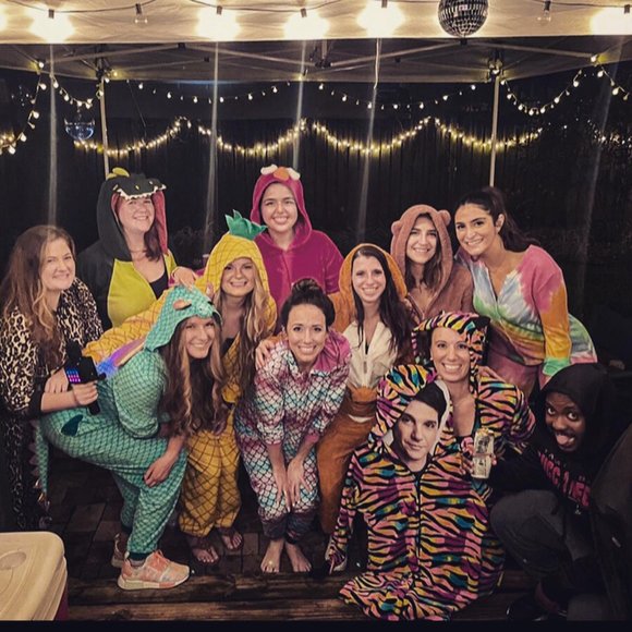 Meet your Posher, Emily - Picture 3 of 9